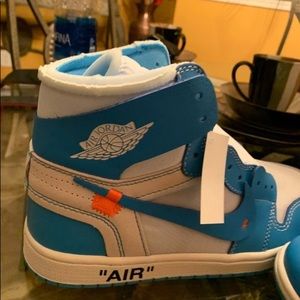 Jordan Retro 1 High Off White University Blue